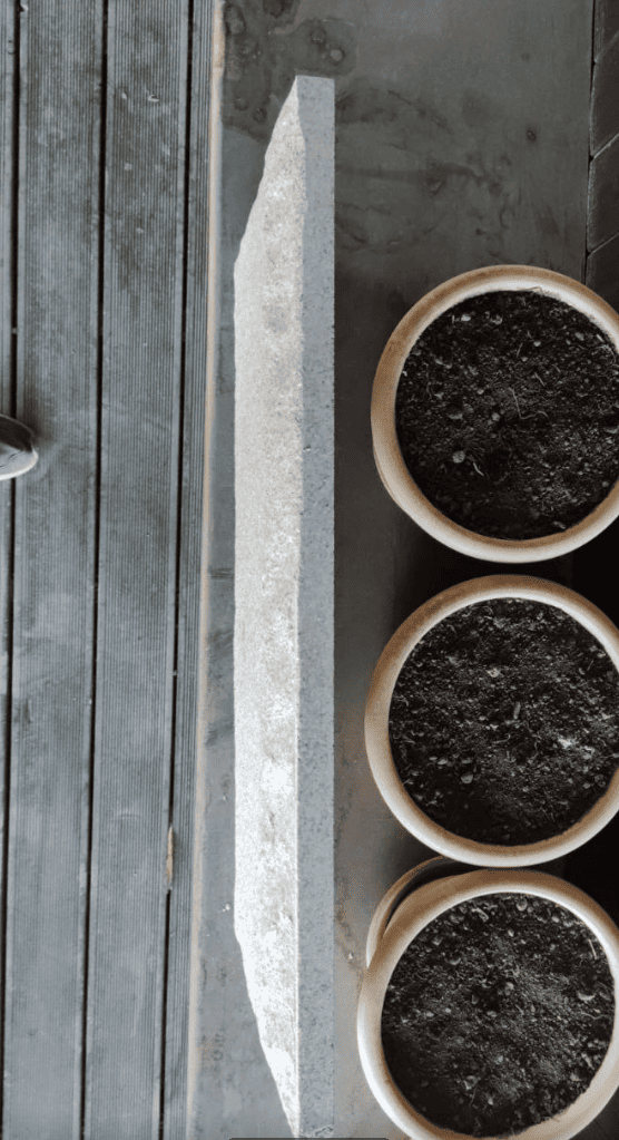 Серая Гранитная плитка Grey, Mushroom под скалу колотая купить в  Тольятти